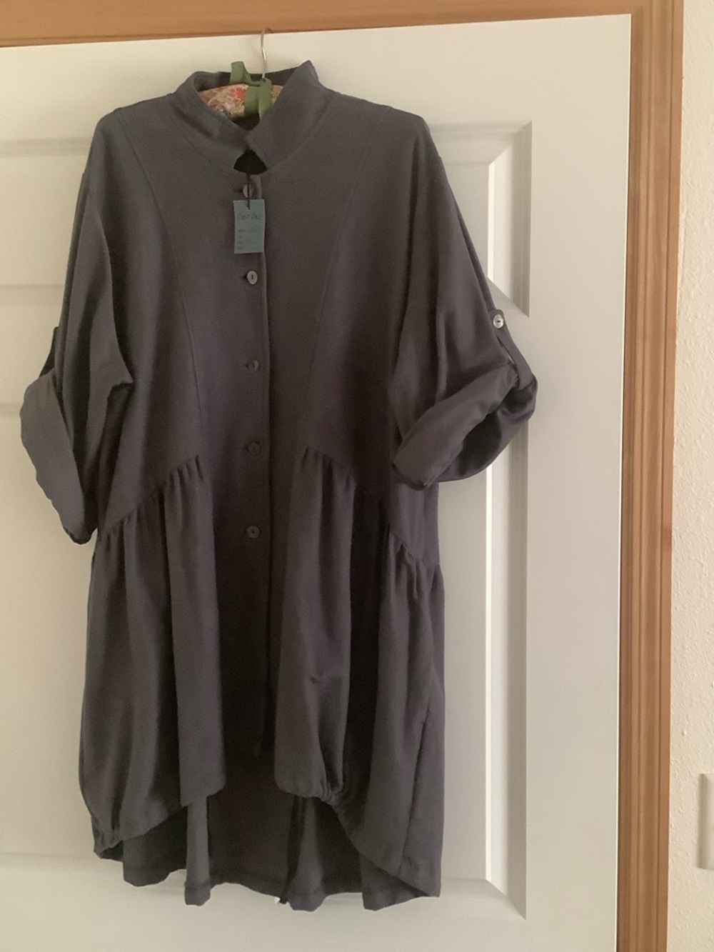 Women's Dark Gray Button-Front Lightweight Coat